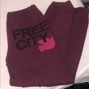 Freecity sweatpants